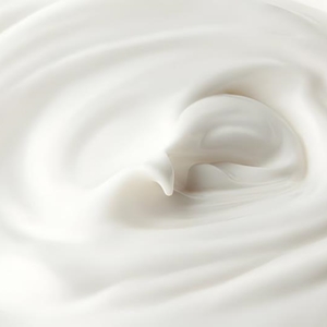 ماست، یونانی معمولی تهیه شده از شیر کامل